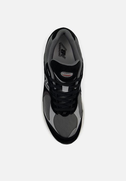 New Balance  - U2002R v1