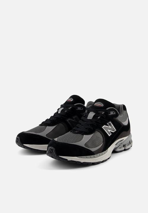 New Balance  - U2002R v1