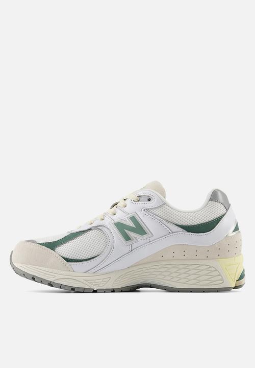 New Balance  - U2002R v1