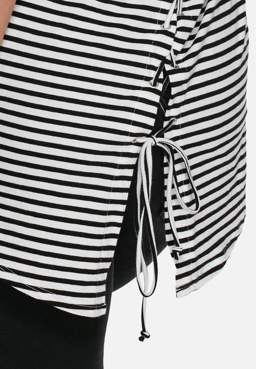 ONLY - Vixy back lace up tee