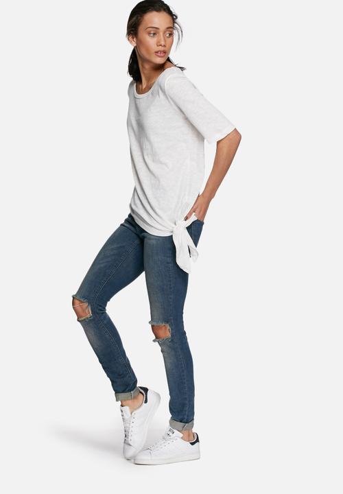 ONLY - Boomerang asymmetric tee