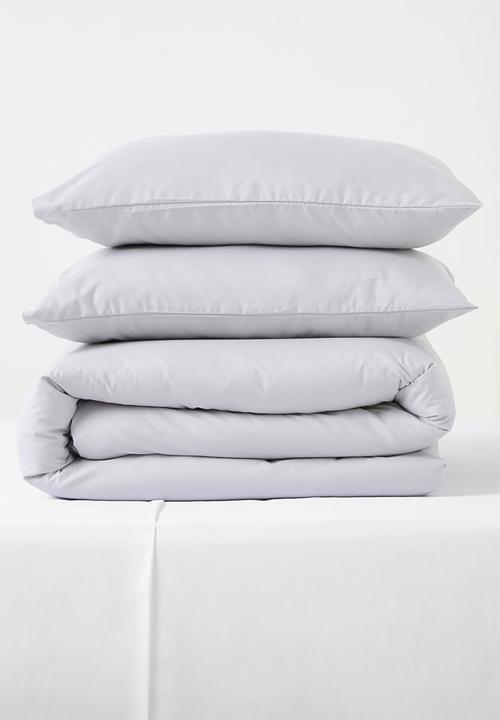 Sixth Floor - Recycled microfibre duvet set - soft grey
