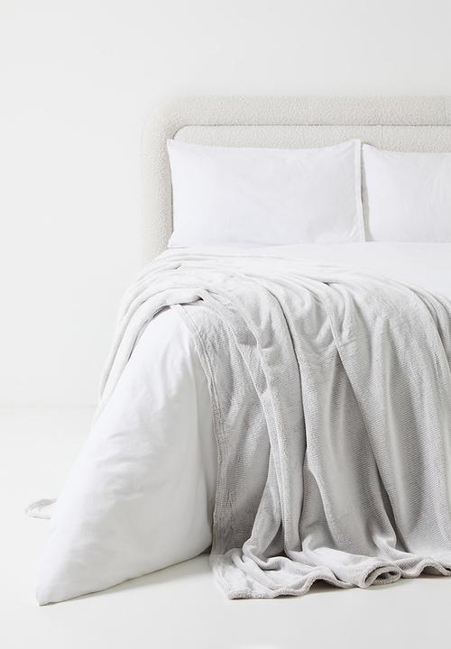 Horrockses - Yarn Dye Plush Throw - Natural