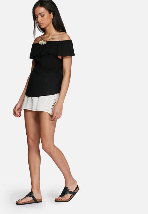 Jacqueline de Yong - Ruby off shoulder top