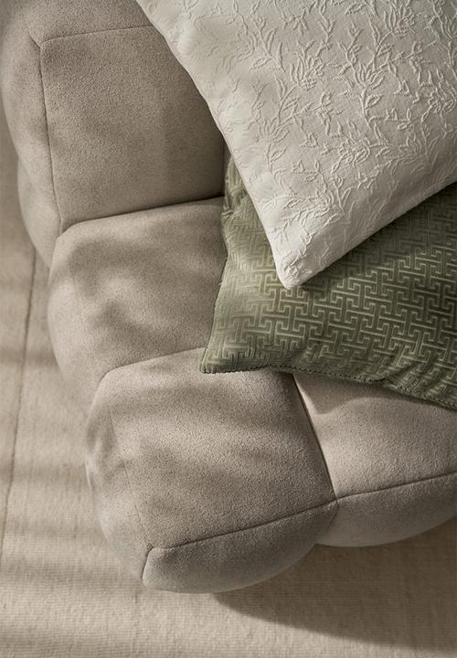H&M - Patterned cushion cover - light dusty green/patterned