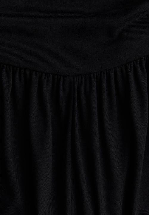 H&M - Gathered viscose shorts - black