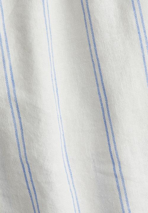H&M - Linen-blend shorts - white striped