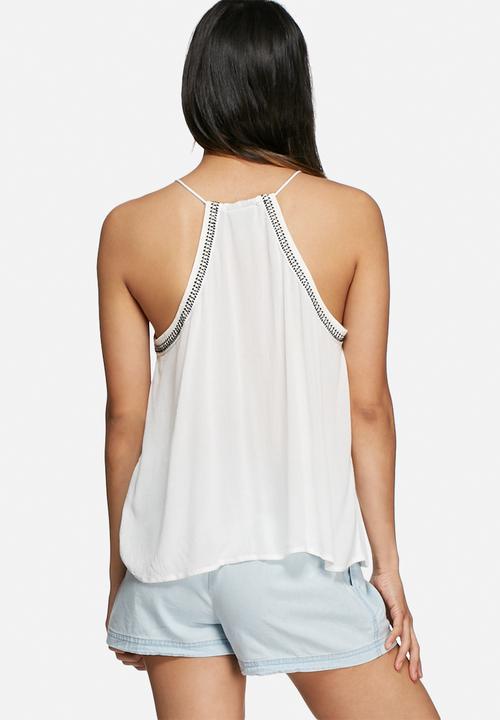 Vero Moda - Marcela embroidered top