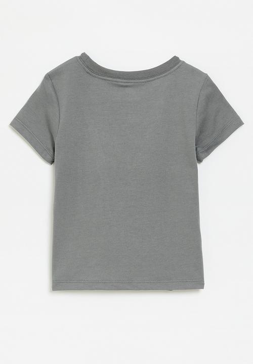 Nike - Nike s/s tee - smoke grey