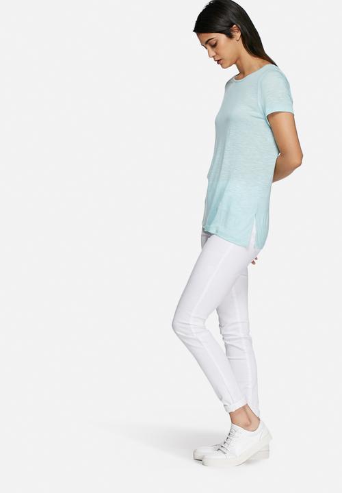 Vero Moda - Cross tee
