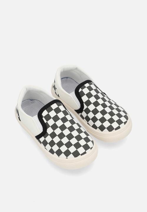 Pop Candy - Checker board slip on sneakers-black & white