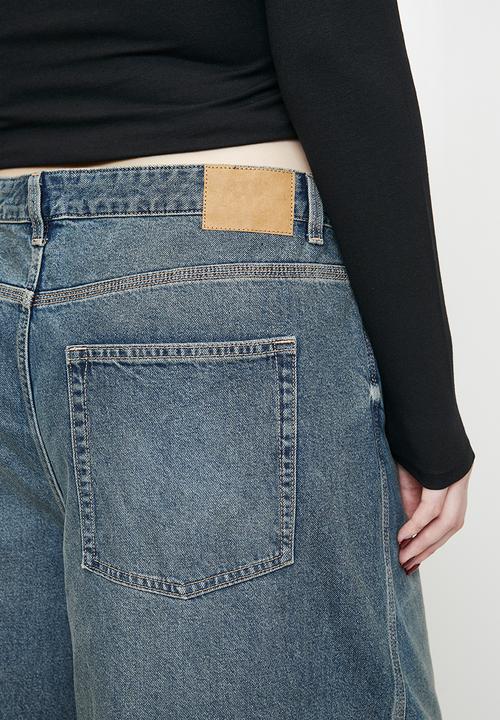 Cotton On - Plus 91 baggy denim jort - logans blue