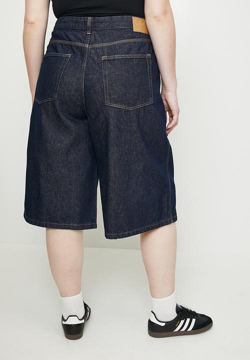 Cotton On - Plus 91 baggy denim jort-shutter blue