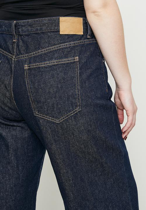 Cotton On - Plus size relaxed wide jean-shutter blue