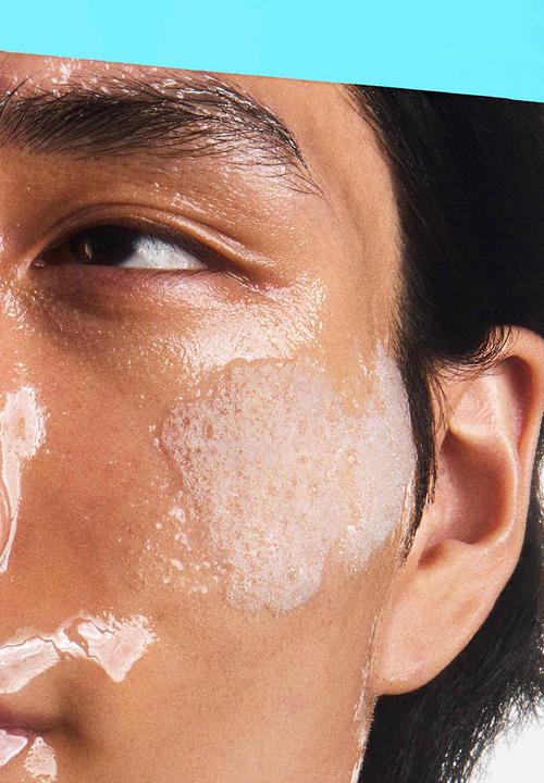 Kiehl's - Ultra Facial Oil-Free Cleanser