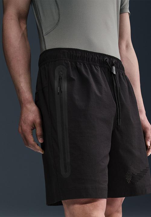 Nike - Nike Tech GX Woven Shorts - Black/Blk