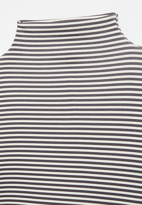 Pop Candy - Striped poloneck - black & white