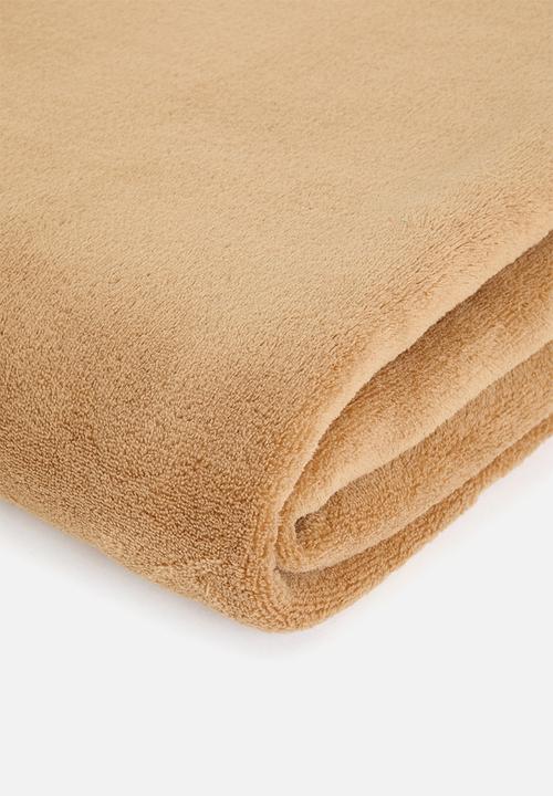 Sixth Floor - Fleece Throw - Tan