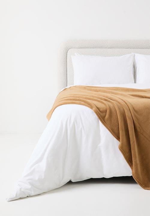 Sixth Floor - Fleece Throw - Tan