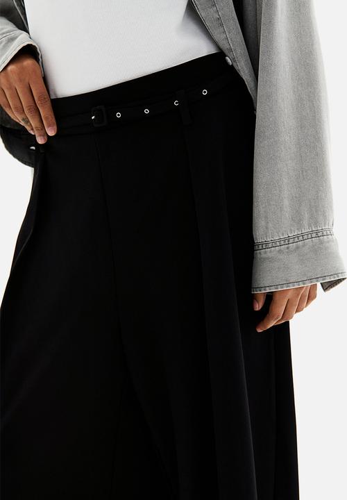 H&M - Wide belted trousers - black
