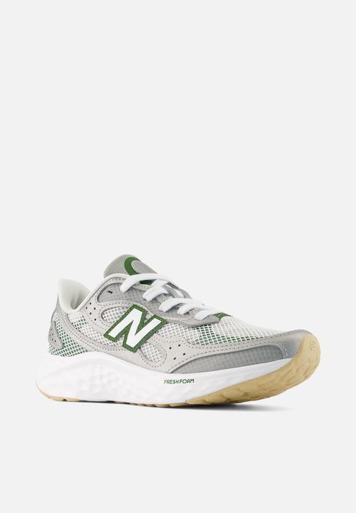 New Balance  - Fresh foam arishi v4 tira lux - raincloud