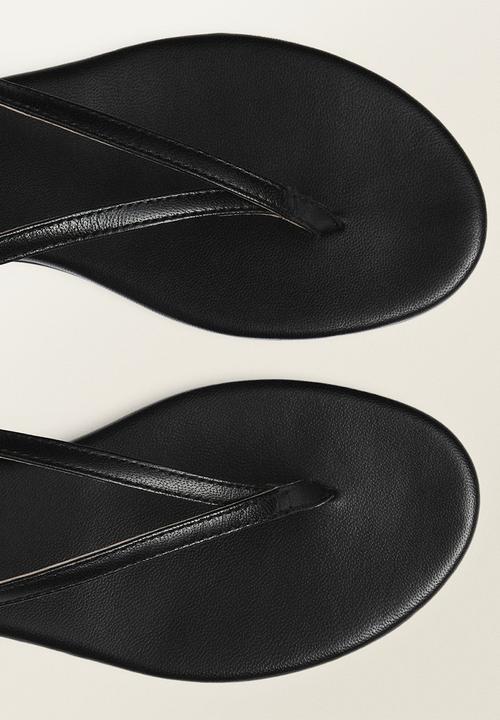 MANGO - Ciru leather thong - black