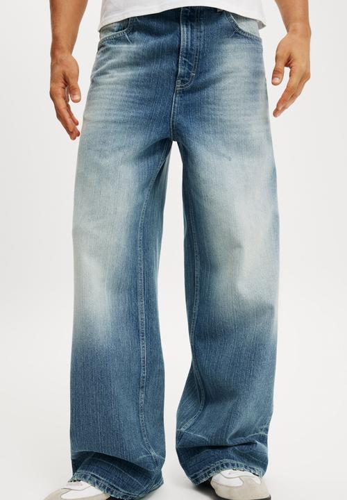 Cotton On - Super Baggy Jean - Movin Blue