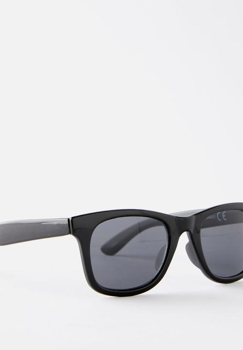 Cotton On - Kids noah square sunglasses - black/shiny