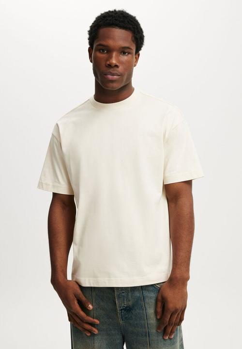Cotton On - Box Fit T-Shirt - Bisque