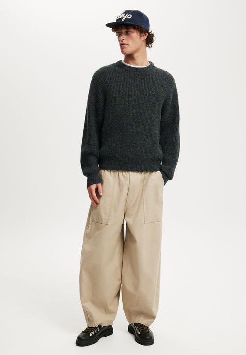 Cotton On - Box fit crew knit - navy