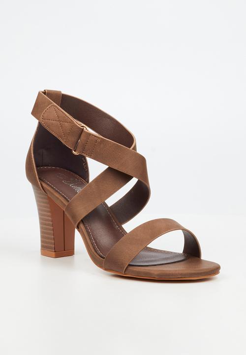 Butterfly Feet - Sheila 2 heel - chocolate