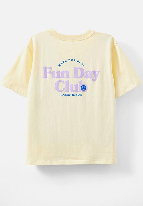 Cotton On - Poppy oversize graphic print tee - lemon squash/fun day club