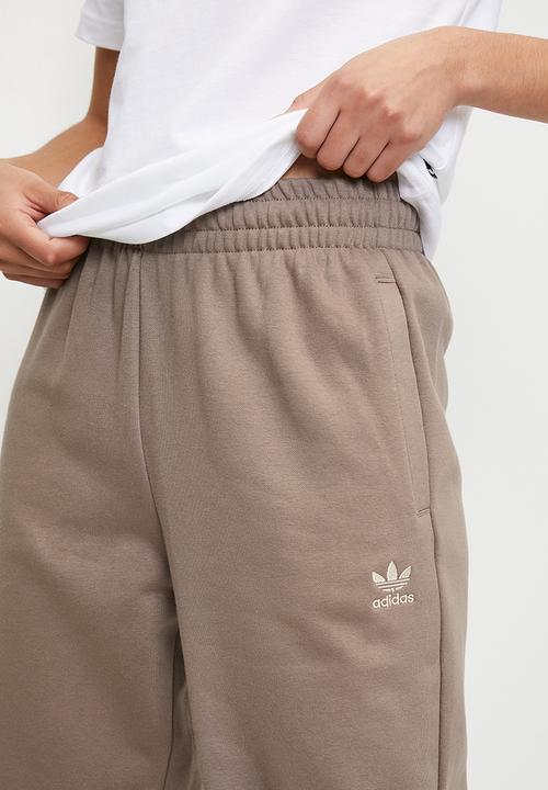adidas Originals - Ess Jogger Ft W - Trace Brown