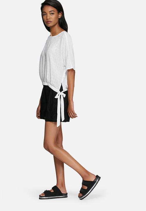 Vero Moda - Flowerish top