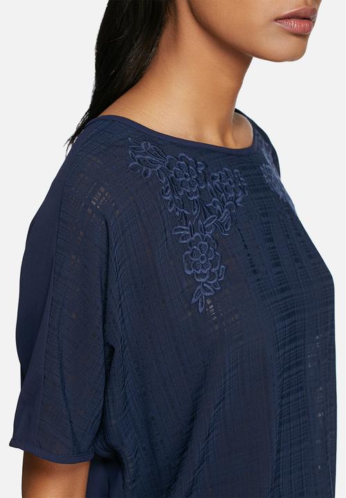 Vero Moda - Flowerish top