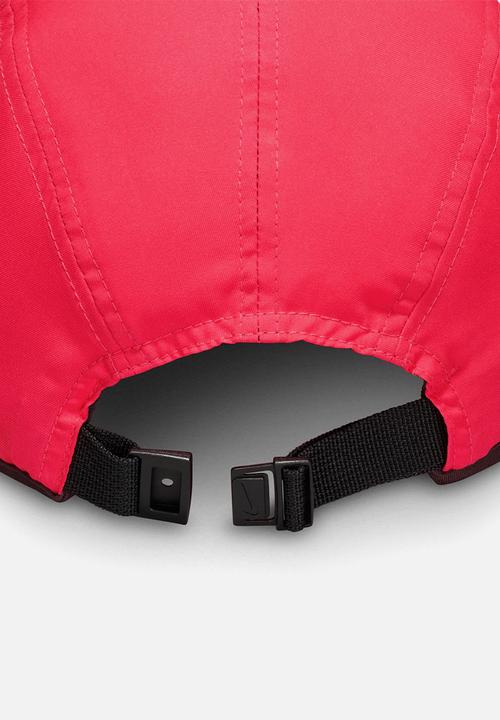 Nike - Nike Fly Unstructured Swoosh Cap - Bright Crimson