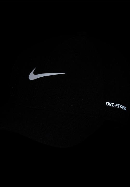 Nike - Nike Club Structured Swoosh Cap - Black/White