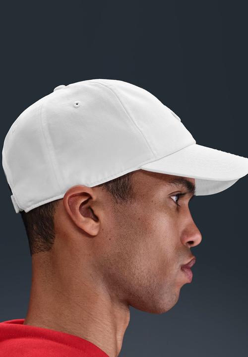 Nike - Nike Club Patch Cap - White