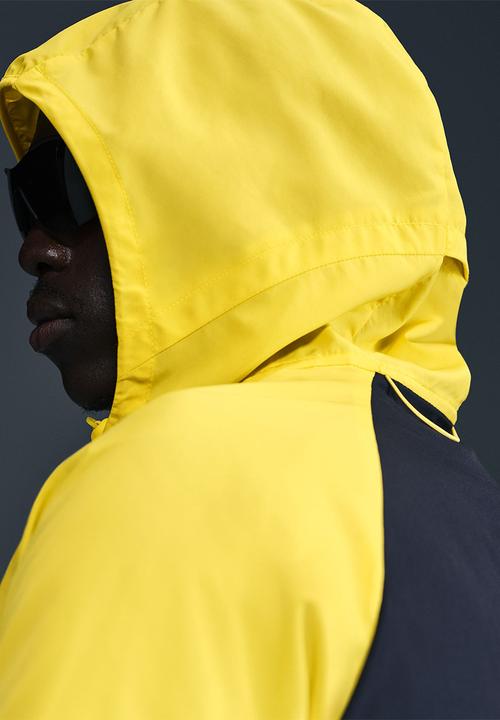 Nike - NSW Air SW Run  Jacket - Black/Yellow
