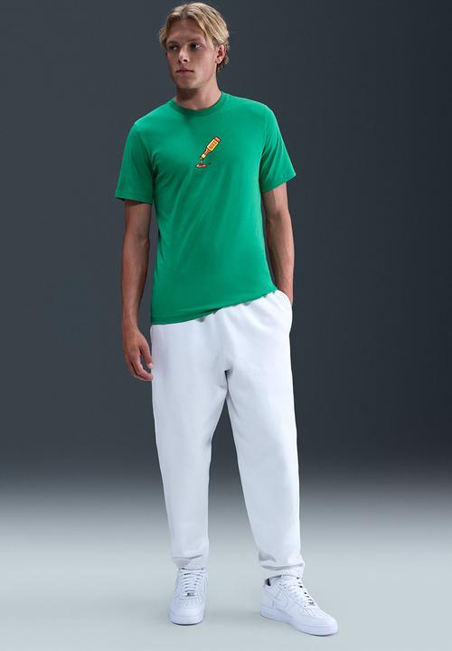 Nike - NSW SSS72 Graphic Tee- Stadi Green