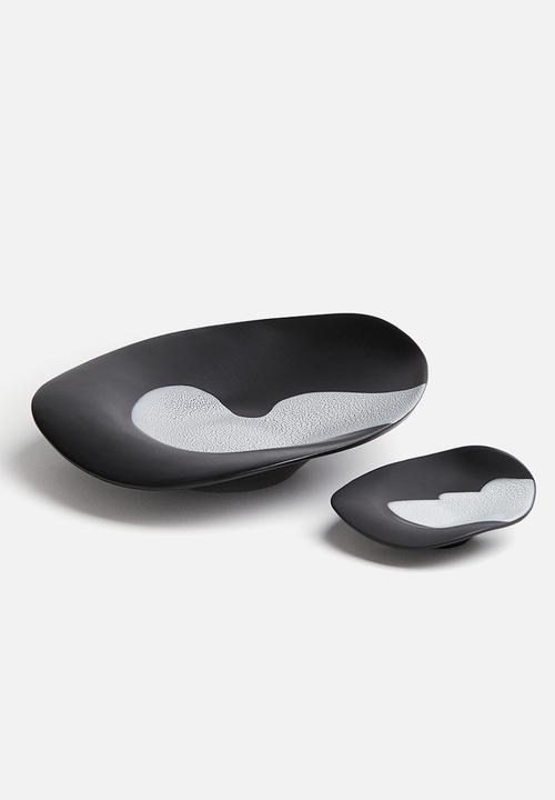 H&M - Large stoneware bowl - black patterned