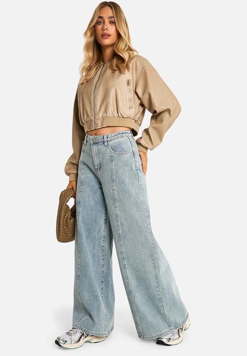 boohoo - Seam Detail Extreme Wide Leg Denim Jeans - Light Blue