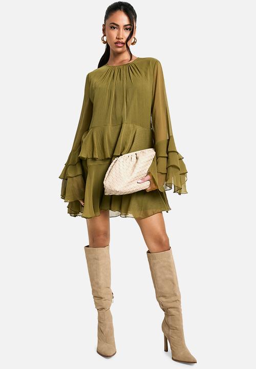 boohoo - Crinkle Chiffon Ruffle Flare Sleeve Mini Dress - Olive