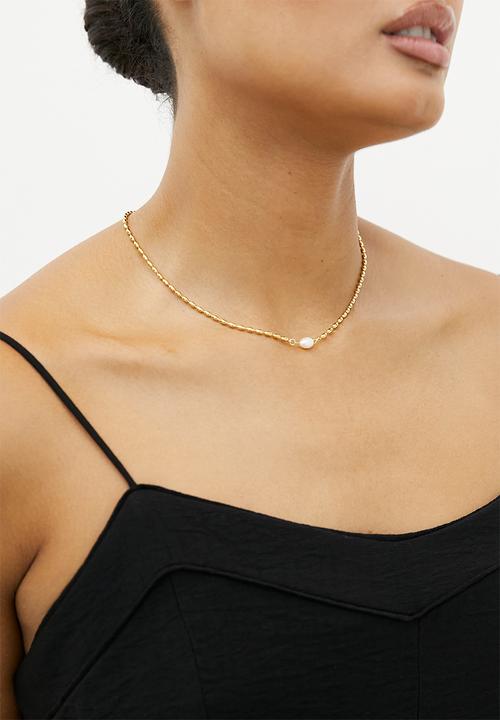 Zoe on Trend - Pretty Pearl Necklace - gold