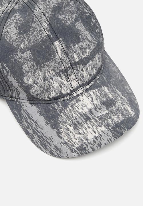 Diesel  - C-Remey Hat - Camo Print
