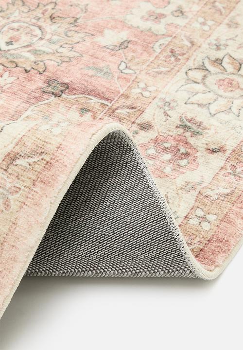 Sixth Floor - Silo plush antique rug - Pink