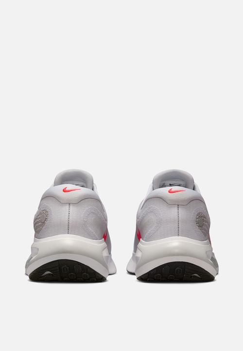 Nike - Nike Journey Run