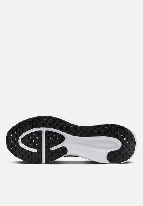 Nike - NIKE REVOLUTION 8