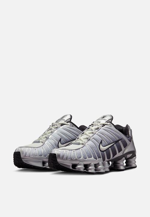 nike shox money