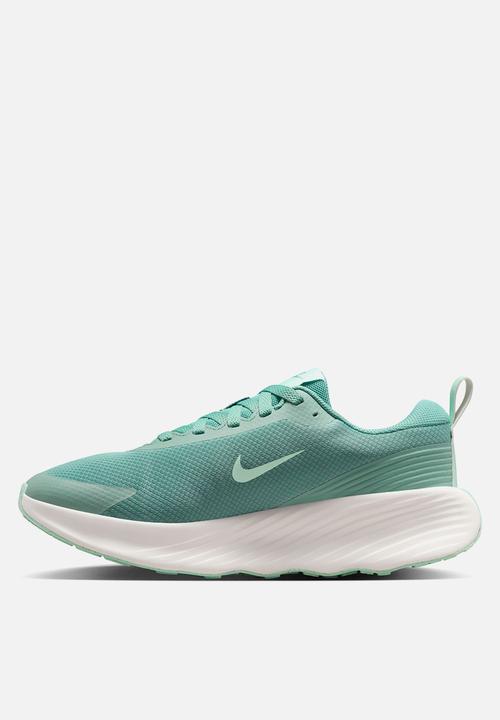 Nike - Nike Promina